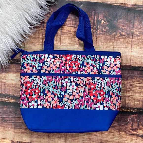 RELISTED Igloo Cooler Bag Lunchbox Bag Floral - Picture 3 of 6